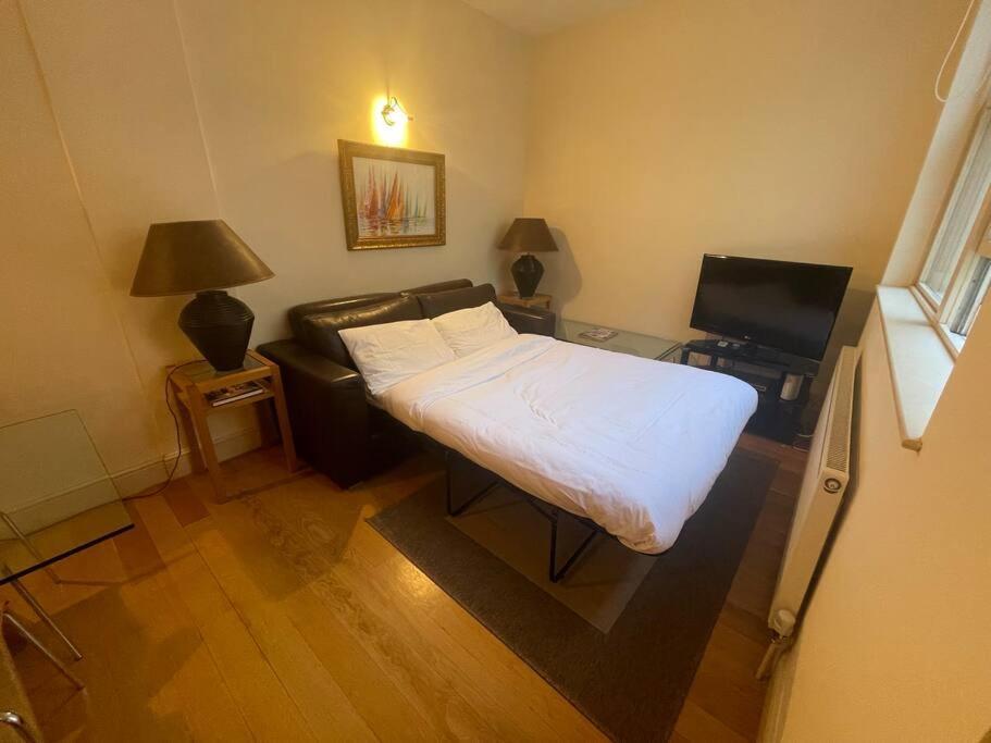 Luxurious Serviced Apt Next To The City Of London And Tower Bridge 아파트 외부 사진