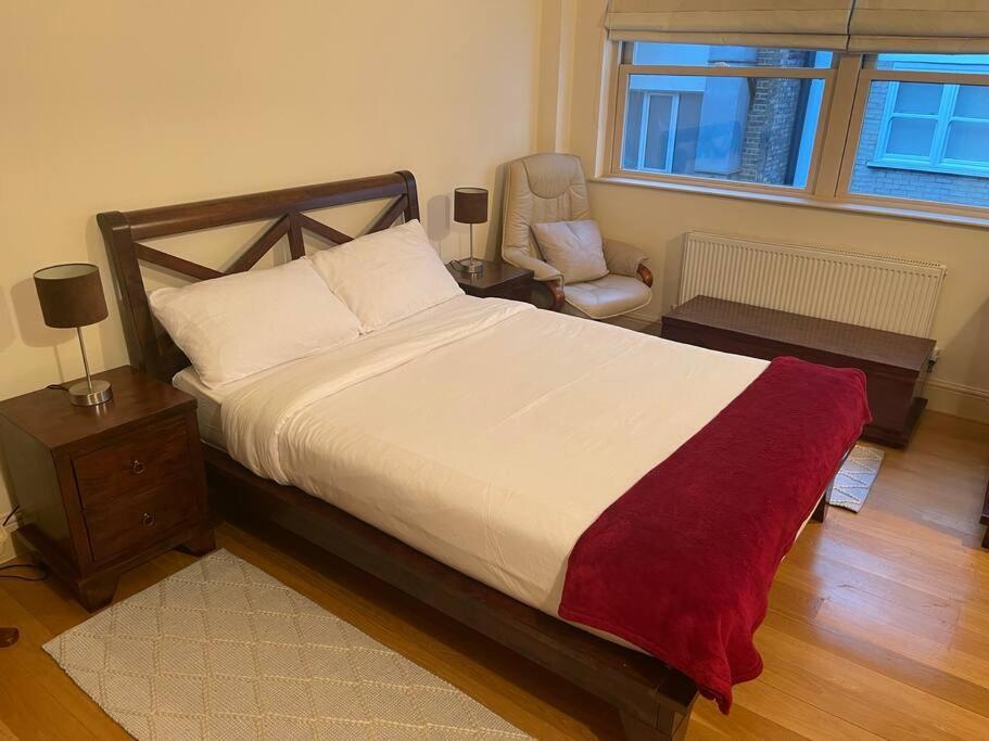Luxurious Serviced Apt Next To The City Of London And Tower Bridge 아파트 외부 사진